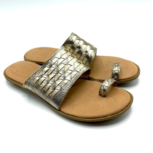 Born Metallic Toe Loop Sandals - Picture 1 of 10